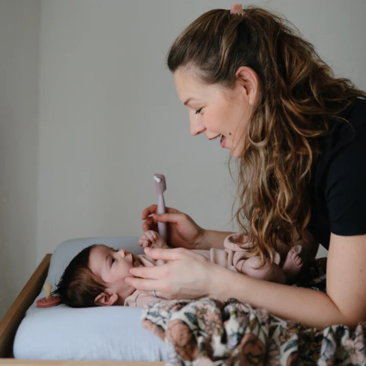 Mess-Free Diaper Cream Application